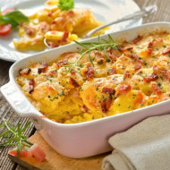 Картофи - с шунка и кашкавал - кг.