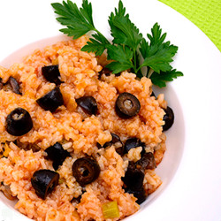 Ориз - с маслини и домати - кг.