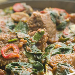 Агнешко - със спанак - кг.