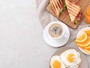 Три лесни примера за приготвяне на бърза и енергийна закуска